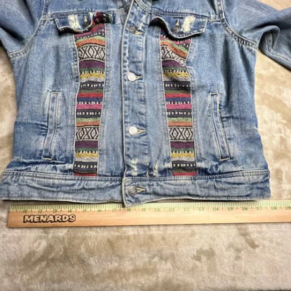 Free People Embroidered Distressed Denim Jean Jacket Womens Sz 12 BOHO Sthwstrn - Picture 7 of 11